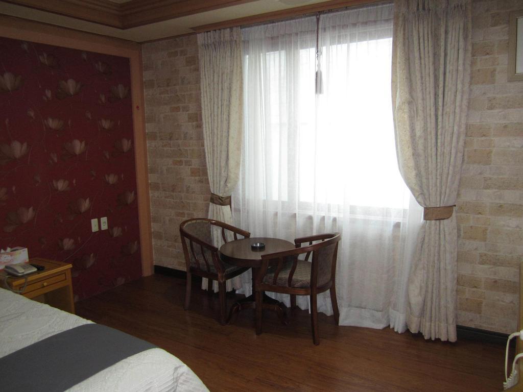 Jeju Olleh Hotel Oda fotoğraf
